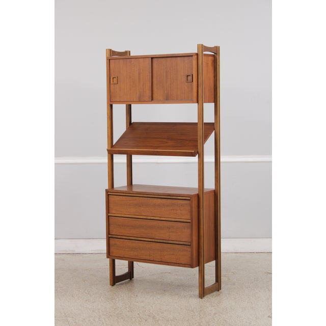Mid-Century Modern Mid Century Modern Walnut Bookcase Etagere Unit For Sale - Image 3 of 15