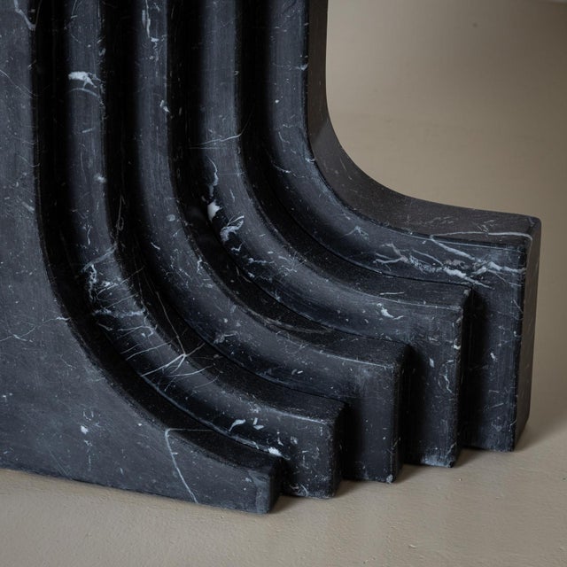 1970s Black Marble Column attributed to Carlo Scarpa, Italy 1970 For Sale - Image 5 of 6
