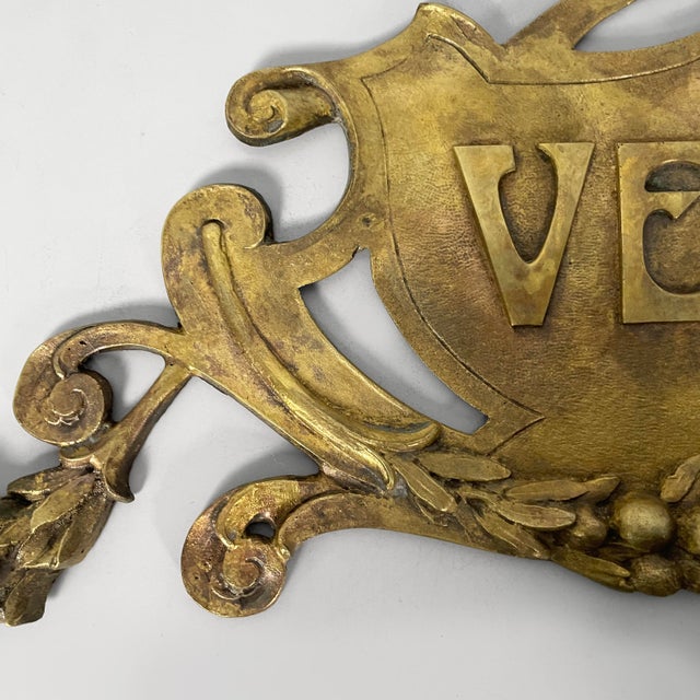 Art Deco Italian Venchi Brass Sign, 1940s For Sale - Image 6 of 13