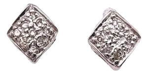 14 Karat White Gold Earrings With Round Diamonds 0.20 TDW, A Pair