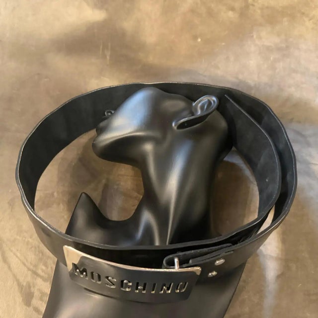 1980s Leather and Steel Iconic Belt by Franco Moschino For Sale - Image 9 of 13