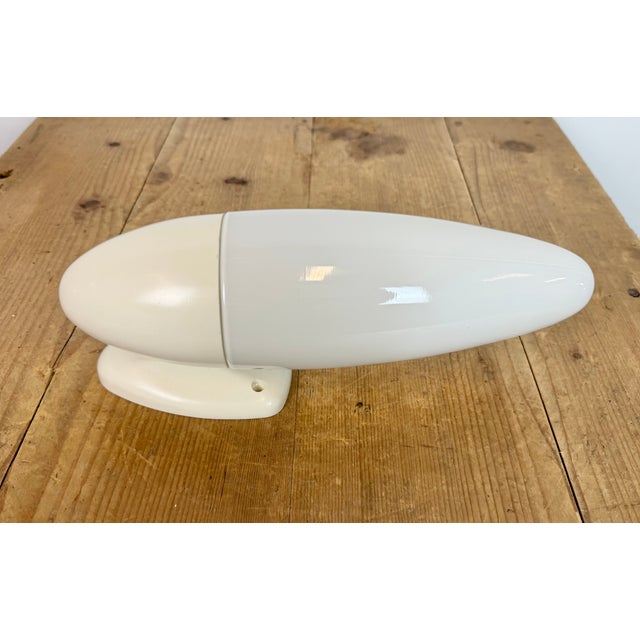 Glass Industrial White Bakelite Wall Light with Milk Glass from Elektrosvit, 1950s For Sale - Image 7 of 18