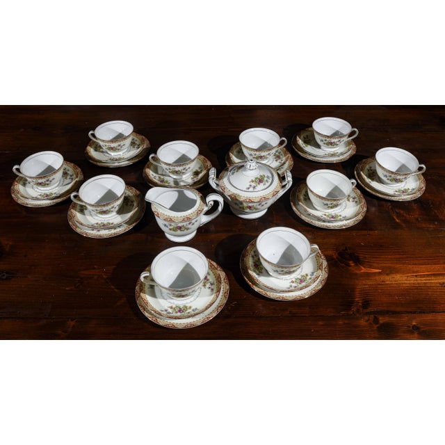 1950s 10-Person Tea Service Including Cups with Saucers, Milk Jugs and Sugar Bowls from HHP, Japan, 1950s, Set of 32 For Sale - Image 5 of 9