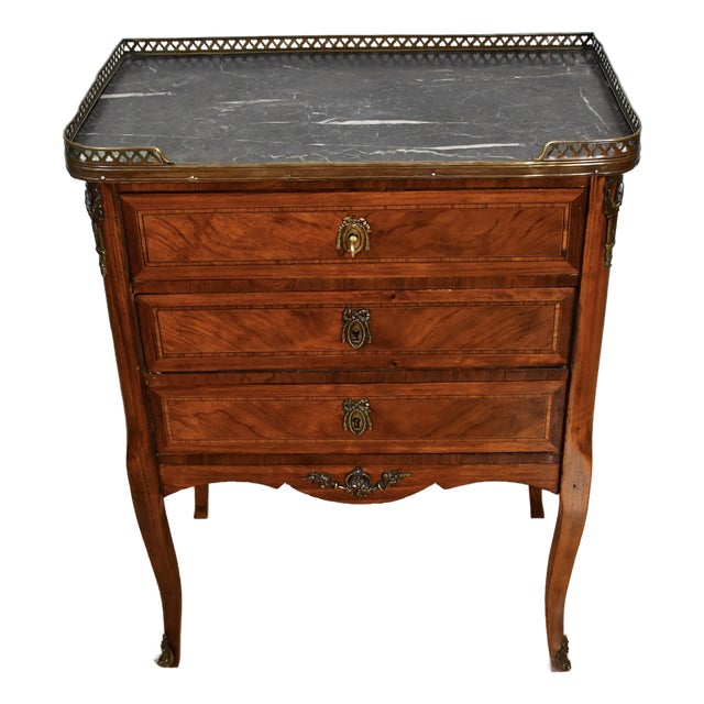 1900 French Louis XV Walnut Satinwood Marble Top Nightstand Bedside Table For Sale