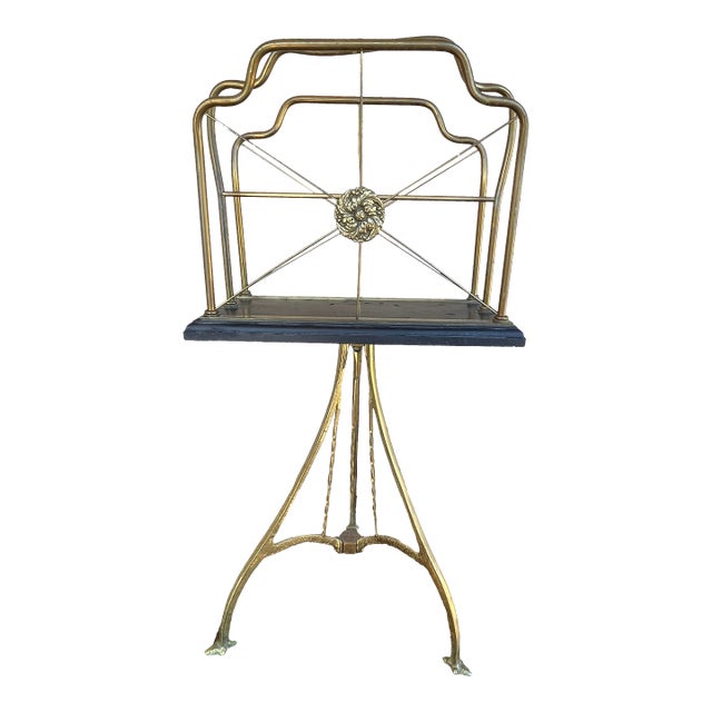 Mid 20th Century Glo-Mar Artworks, Inc. Ny Tripod Swivel Magazine Rack Stand For Sale