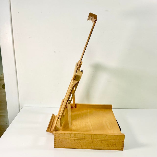 1970s Boho Chic English Painter’s Tabletop 34” Easel Portable Briefcase For Sale - Image 6 of 12