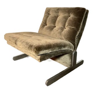 1970s Italian Mid-Century Tufted Lounge Chair For Sale