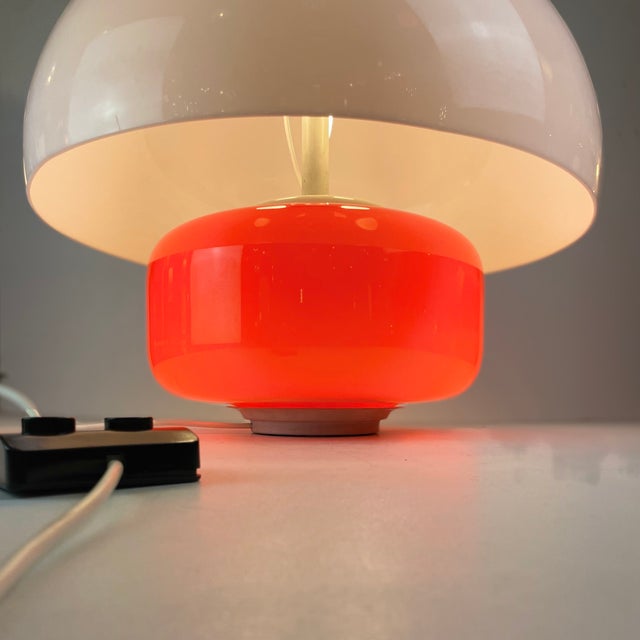 Table Lamp in the style of Martinelli Luce, 1970s For Sale - Image 11 of 18