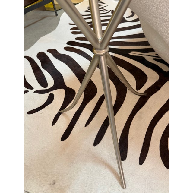 2020s Scalloped Edge Lucite and Silver Finish Round Side Table For Sale - Image 5 of 9