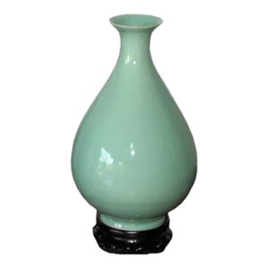 Pale Celadon Porcelain Vase 3