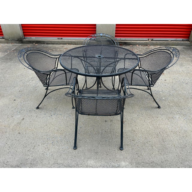 Russell Woodard Vintage Wrought Iron Woodard Table and 4 Barrel Chairs, Attributed For Sale - Image 4 of 6