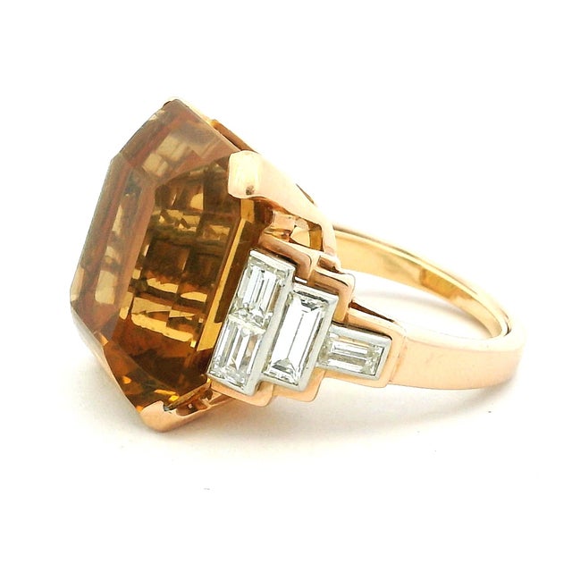 1980s 1980s Italian 18k Gold Citrine & Baguette Diamond Architectural Cocktail Ring, Size 6 For Sale - Image 5 of 15