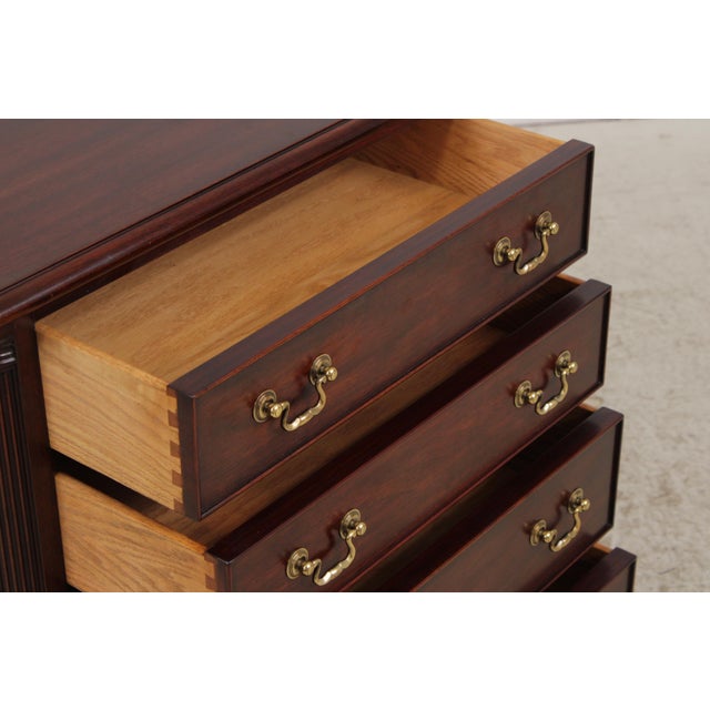 Pair of Henkel Harris Mahogany Nightstands For Sale In Philadelphia - Image 6 of 14