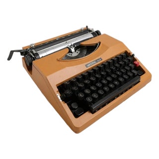 Vintage Yellow 205 Portable Typewriter from Imperial, 1970s For Sale