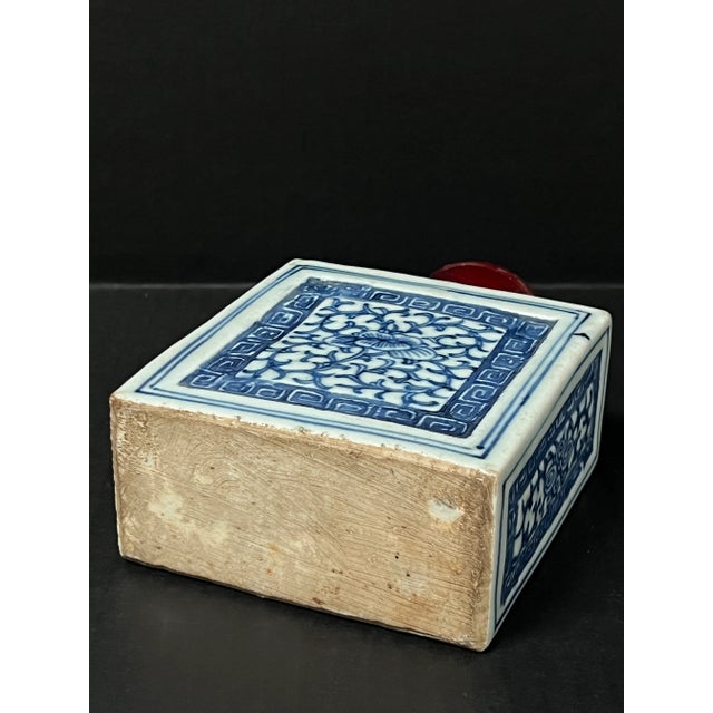 19th Century Chinese Art Blue and White Porcelain Tea Caddy With Wooden Cover For Sale - Image 9 of 10