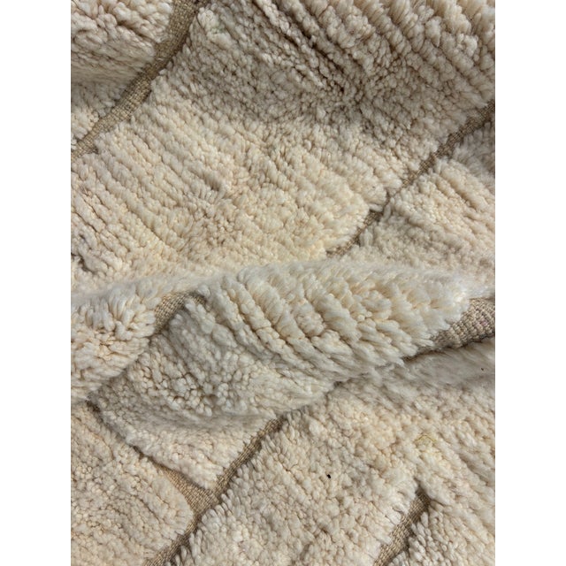 Textile Moroccan Beni Ouarain Rug in Wool, 2010s For Sale - Image 7 of 12