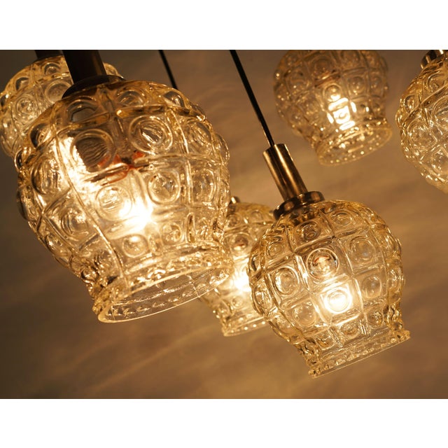 Mid-Century Cascade Pendant Light with 7 Shades in Bubble Glass and Chrome, 1960s For Sale - Image 9 of 13