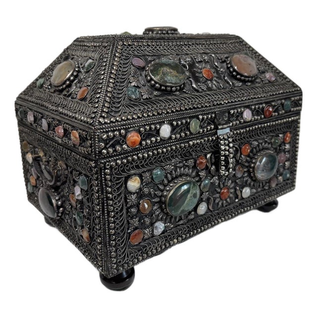 Vintage Moorish Agate Inlaid Silver Filigree Jewelry Trinket Box Treasure Chest For Sale