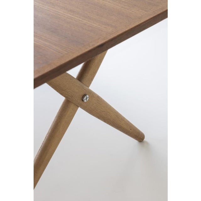 AT 303 Sawbuck Dining Table by Hans Wegner for Andreas Tuck, Denmark, 1950s For Sale - Image 16 of 18