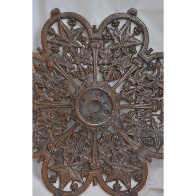 Late 19th Century Antique Victorian Cast Iron Ceiling Rose with Ivy Leaves, 1870 For Sale - Image 5 of 14