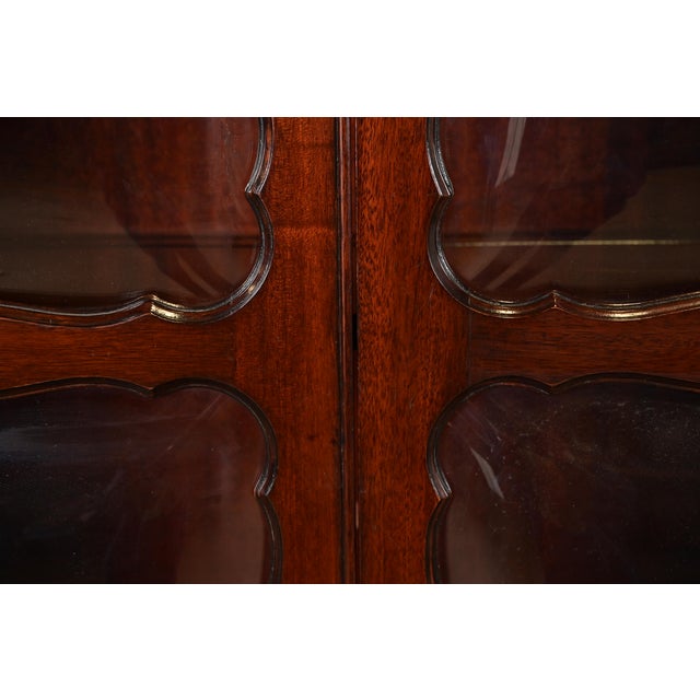 Baker Furniture Style Georgian Mahogany Bubble Glass Breakfront Bookcase Cabinet With Drop Front Secretary Desk, Circa 1940s For Sale - Image 10 of 14