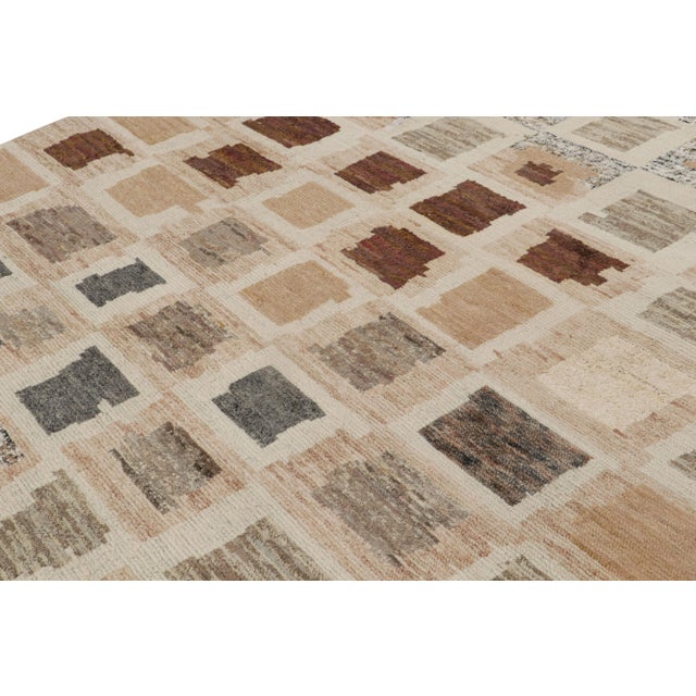 Rug & Kilim Rug & Kilim’s Geometric Moroccan Style Rug in Beige-Brown and Gray For Sale - Image 4 of 7