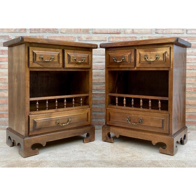 20th Spanish Nightstands With Three Drawers One Shelf And Bronze Hardware 1970s, A Pair For Sale - Image 9 of 18