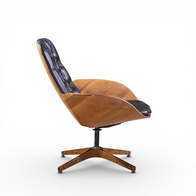 George Mulhauser for Plycraft Mrs. Chair Mid Century Lounge Chairs - Pair For Sale - Image 11 of 12