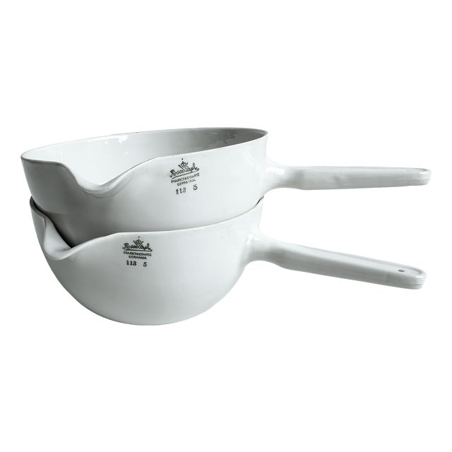 Historical Laboratory Saucepans with Handles in Technical Porcelain by Rosenthal Germania Brand Line, Marktredwitz, Germany, 1940s, Set of 2 For Sale