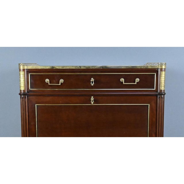 Louis XVI Mahogany Secretary, Late 18th Century For Sale - Image 6 of 18