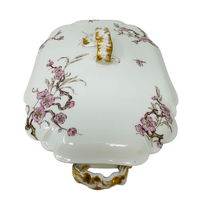 Late 19th Century Antique Haviland Limoges Covered Tureen | Schleiger 222 (Factory 3180) "Cherry Blossom" Floral | Pink & Gold For Sale - Image 5 of 17