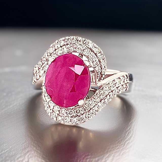Natural Ruby Diamond Ring 14k Gold 6.32 TCW GIA Certified For Sale - Image 10 of 13
