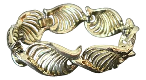Vintage Lisner Signed Silver-Tone Shell Link Bracelet | Mid-Century Modern Costume Jewelry | 1950s–1960s