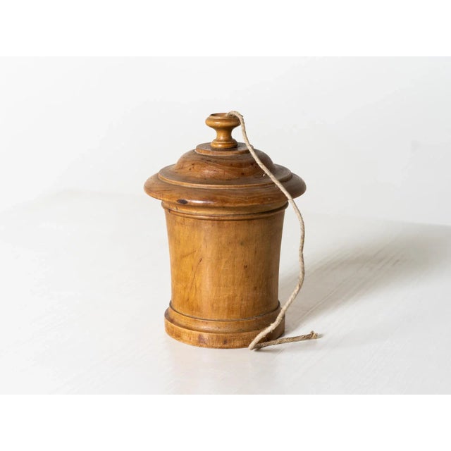 Mid 19th Century Antique Lidded String Box For Sale - Image 5 of 5