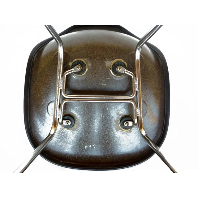 Fiberglass Chairs by Charles & Ray Eames for Herman Miller, 1960s, Set of 4 For Sale - Image 10 of 12