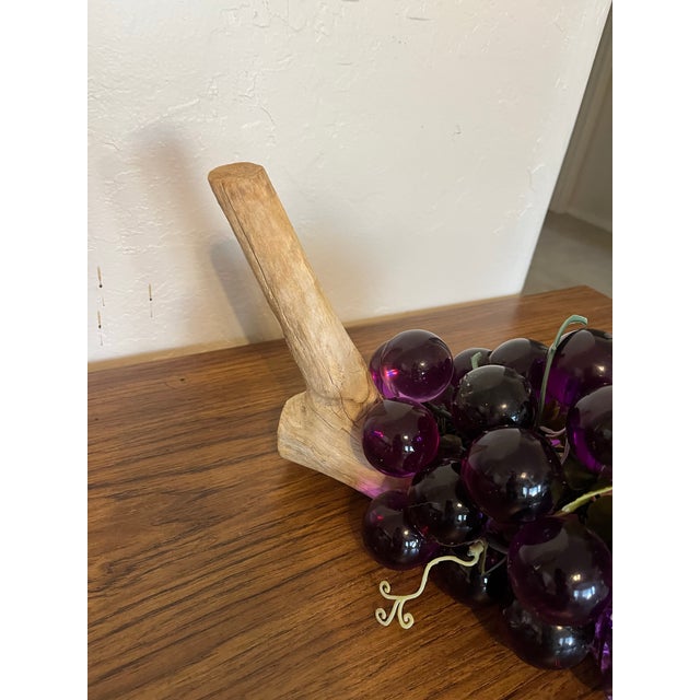 1960s Lovely Vintage Mid-Century Modern Royal Purple Lucite Acrylic Grape Cluster Centerpiece For Sale - Image 5 of 12