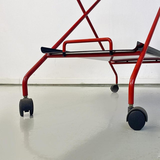 Italian Modern Black and Red Metal Food Trolley on Wheels, 1980s For Sale - Image 4 of 14