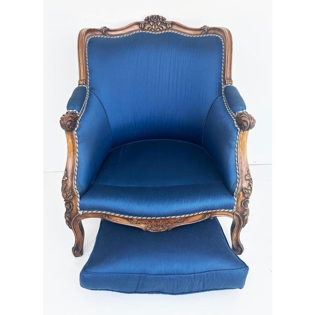 1920s Carved Walnut French Bergeres Armchairs Upholstered in Silk, a Pair For Sale - Image 13 of 15