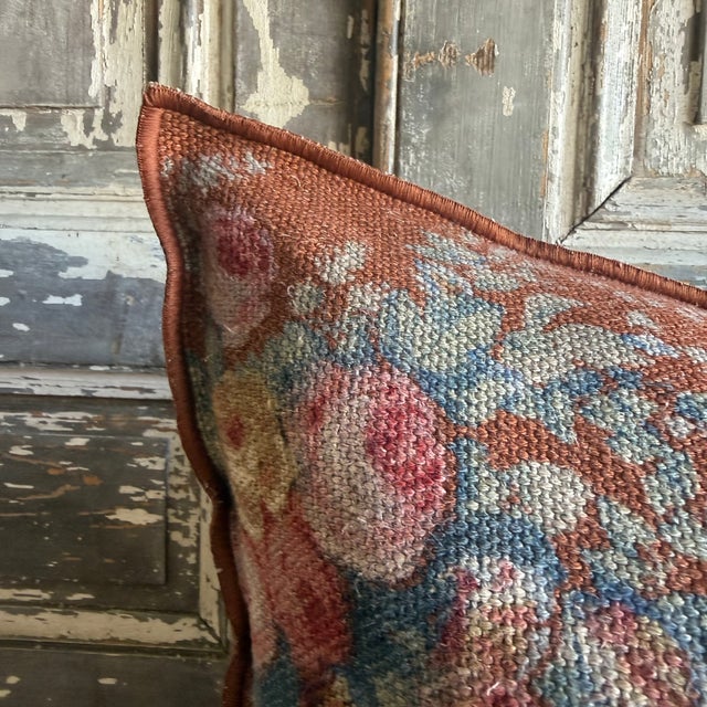 Available in mulitple sizes Made in France 26″ x 26″ A timeless accent pillow woven in France from heavy, artisan linen —...