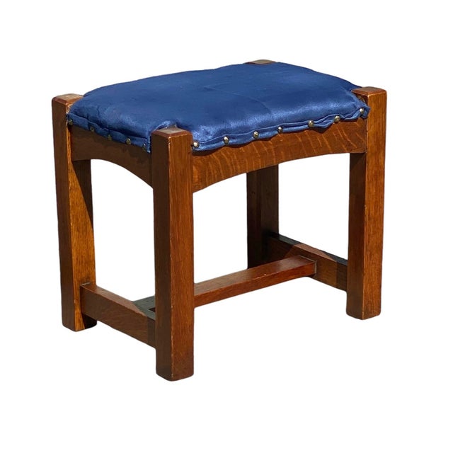 Arts & Crafts Early 20th Century Antique Arts & Crafts / Mission Oak Footstool Attributed to Stickley Brothers For Sale - Image 3 of 10