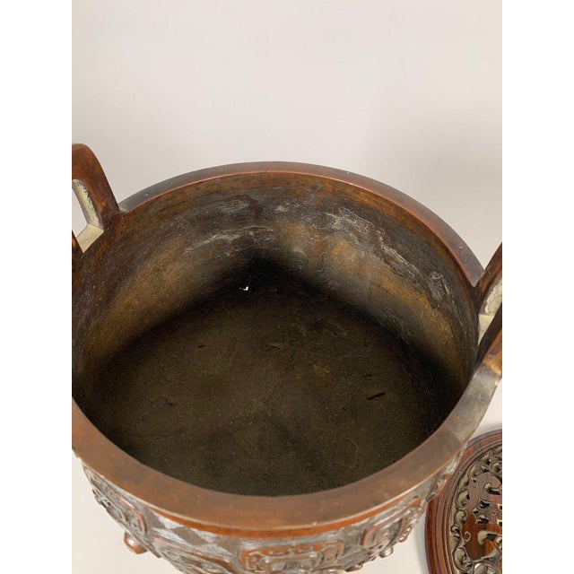 Large Bronze Incense Burner, 18th-19th Century, China, Qing Dynasty For Sale - Image 11 of 11