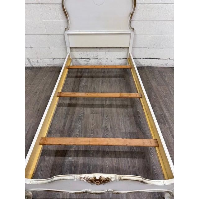 Vintage Twin Size Winnebago Manufacturing Co French Provincial Rococo Style Bed For Sale - Image 4 of 14