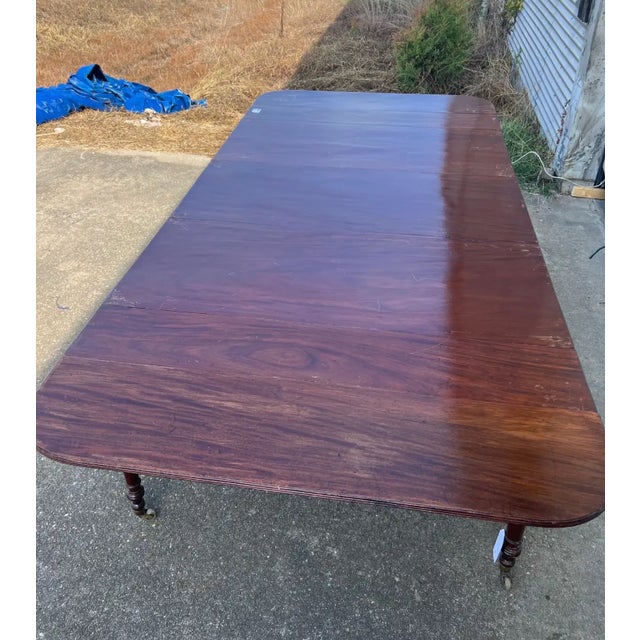 Fine Late 18th- Early 19th Century French Directoire Mahogany Dining Table For Sale In Richmond - Image 6 of 6