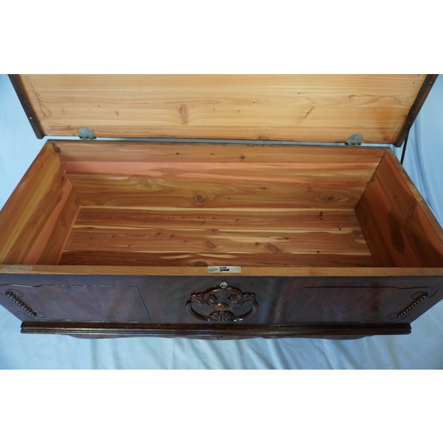 Vintage Cedar Lined Hope Chest | Solid Cedar Blanket Chest | Storage Trunk For Sale - Image 9 of 10