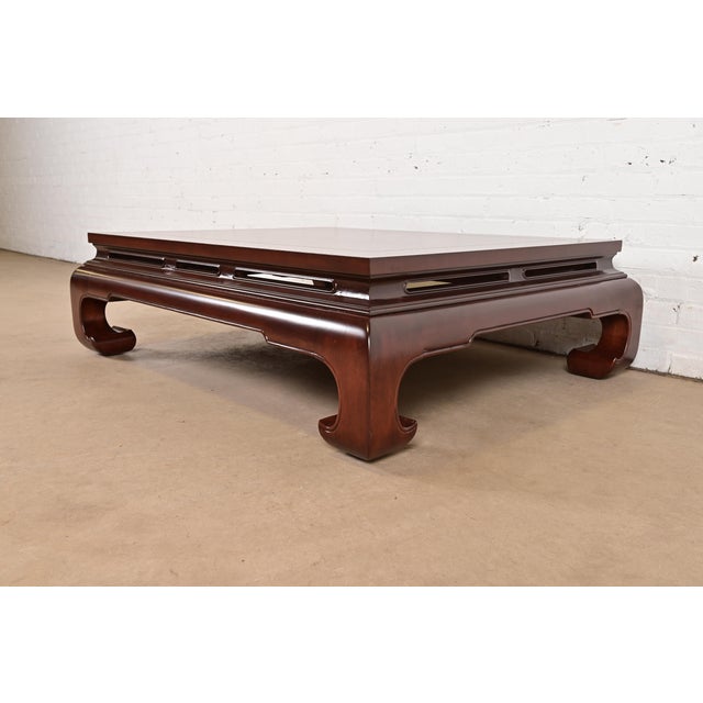 Henredon Henredon Mid-Century Hollywood Regency Chinoiserie Carved Mahogany Coffee Table, Newly Refinished For Sale - Image 4 of 13