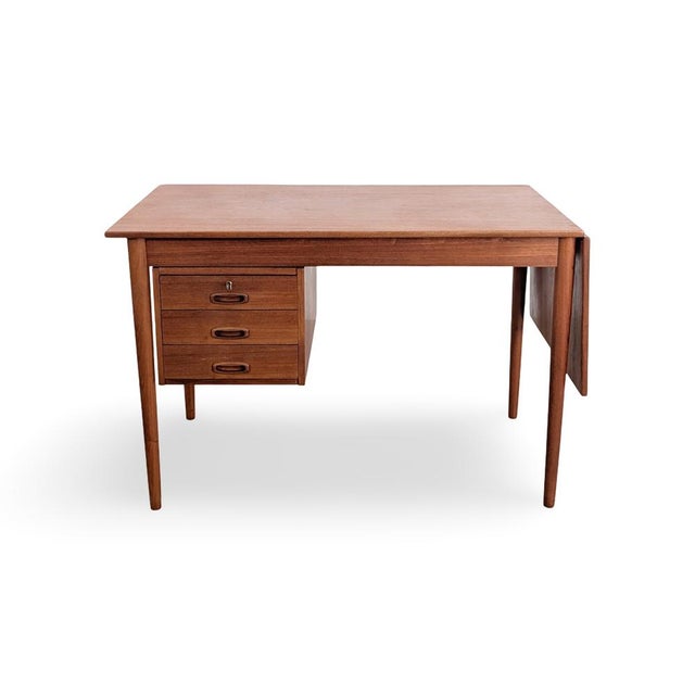 Mid-Century Modern Vintage Teak Desk by Arne Vodder, 1960s For Sale - Image 3 of 12