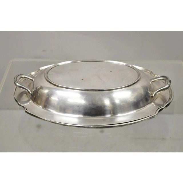 Vintage WM Rogers 2272 Washington Silver Plated Victorian Style Lidded Vegetable Serving Dish. Item features twin handles...