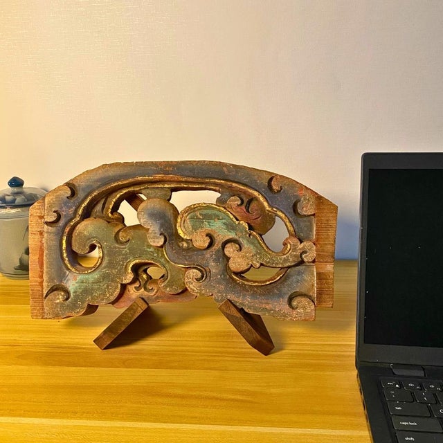 1920s Chinoiserie Carved Wood Fragment — Polychrome Architectural Decor For Sale - Image 9 of 9