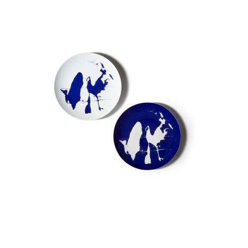 Charlotte Perriand Flat Neige Plates by Charlotte Prerriand for Cassina, Set of 2 For Sale - Image 4 of 11