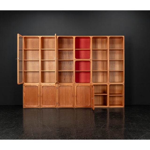 Bauhaus Modular Wall Unit in Pine, 1950s, Set of 13 For Sale - Image 3 of 18